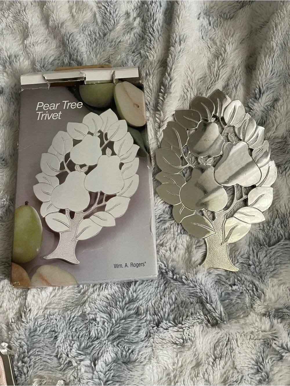 Vintage Wm A Rogers Pear Fruit Tree Trivet Silver Plated Wall Hanging